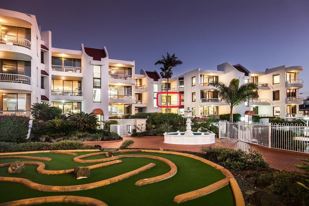 Alex Headland Beachfront Alexandra Headland Exterior photo